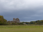 FZ020839 Ogmore Castle.jpg